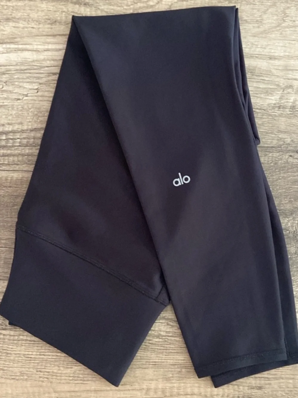 ALO yoga airlift High-Waist Black Sculpting Women’s leggings (7/8 Length)